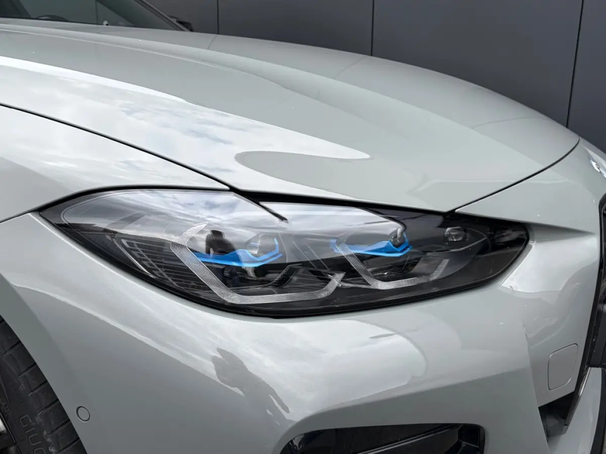 M50 Pano Laser Harman Kardon HUD Keyless