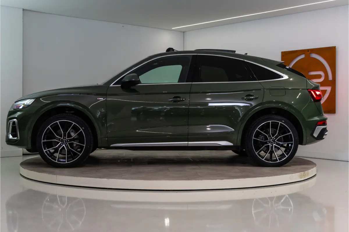 55 TFSI e S Line 367PK | District Green | Pano | Virtual | 21'' | SQ5 Sierstukken | 12 MND Garantie