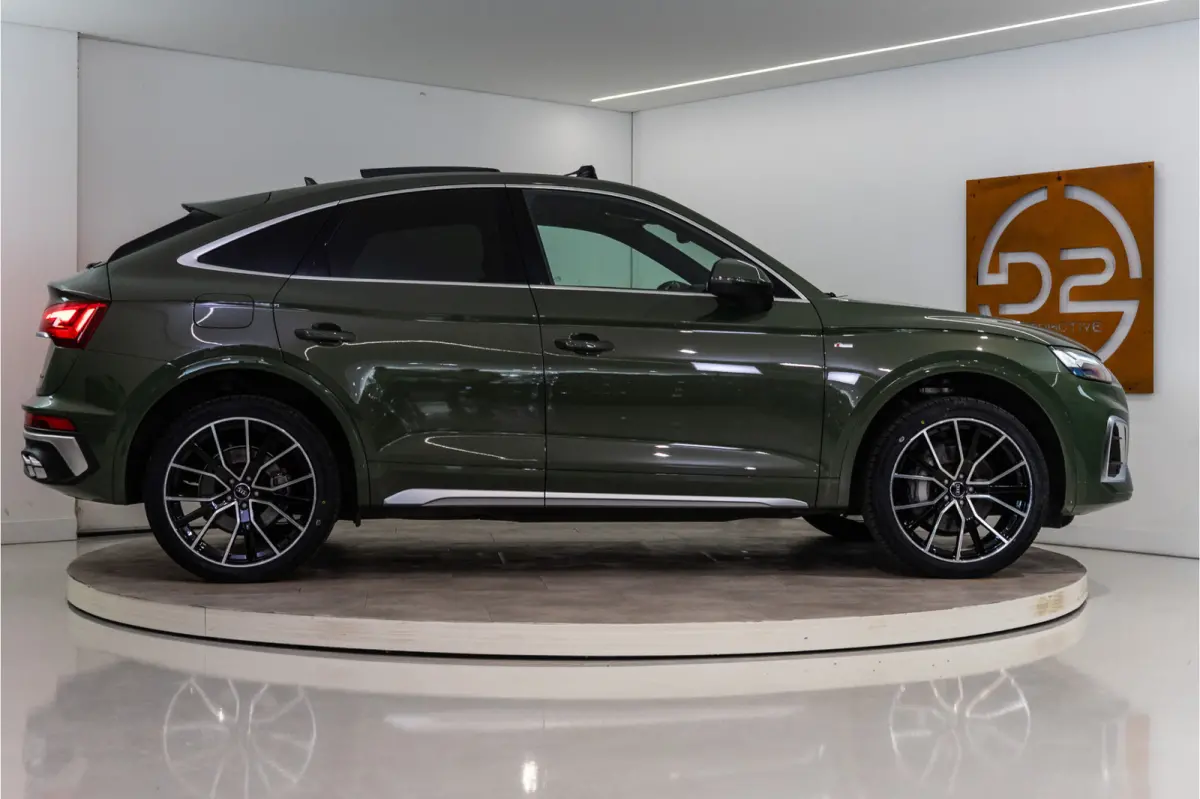 55 TFSI e S Line 367PK | District Green | Pano | Virtual | 21'' | SQ5 Sierstukken | 12 MND Garantie