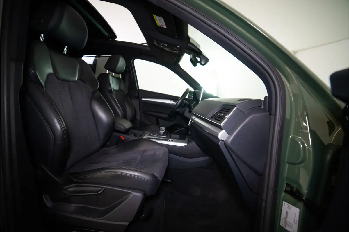 55 TFSI e S Line 367PK | District Green | Pano | Virtual | 21'' | SQ5 Sierstukken | 12 MND Garantie