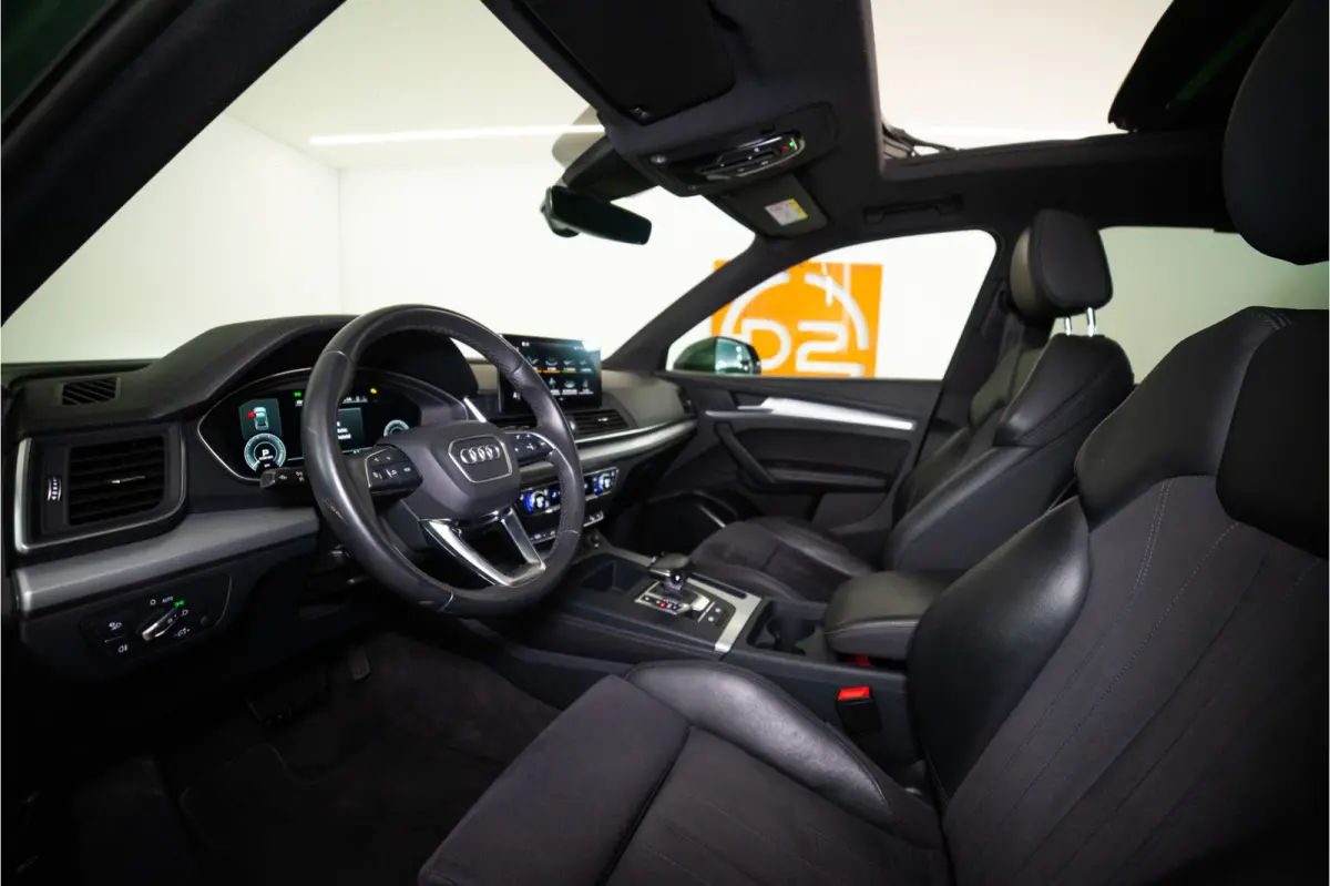 55 TFSI e S Line 367PK | District Green | Pano | Virtual | 21'' | SQ5 Sierstukken | 12 MND Garantie
