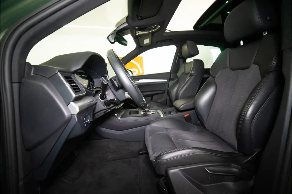 55 TFSI e S Line 367PK | District Green | Pano | Virtual | 21'' | SQ5 Sierstukken | 12 MND Garantie