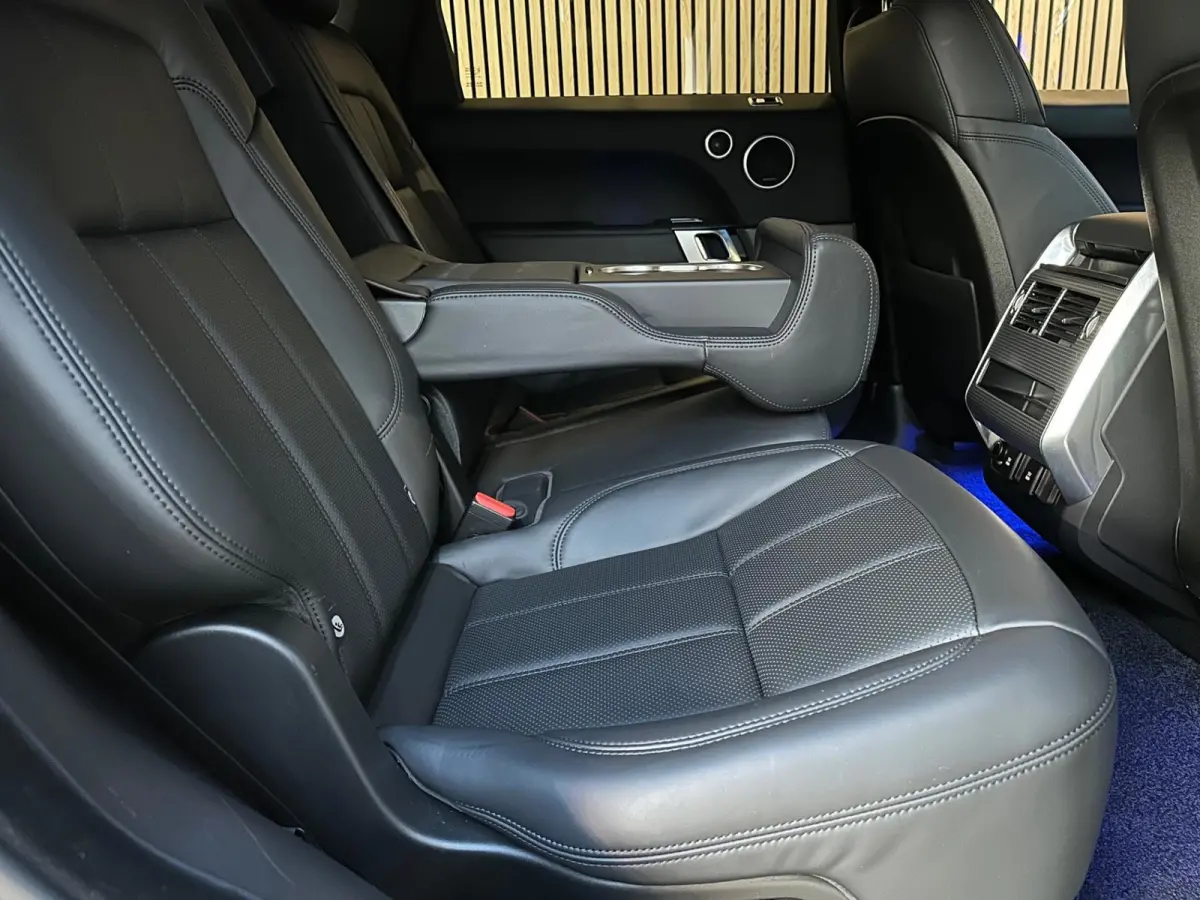 P400e HSE Dynamic 404PK - Pano