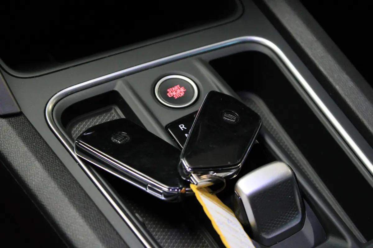 1.5 eTSI FR FR | Carplay | ACC | DCC | LED | Parkeersensoren | Trekhaak | Dealer Onderhouden