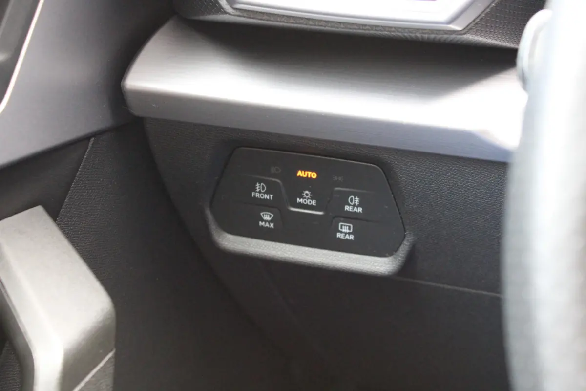 1.5 eTSI FR FR | Carplay | ACC | DCC | LED | Parkeersensoren | Trekhaak | Dealer Onderhouden