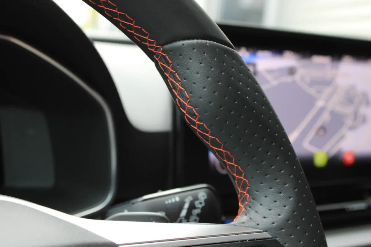 1.5 eTSI FR FR | Carplay | ACC | DCC | LED | Parkeersensoren | Trekhaak | Dealer Onderhouden