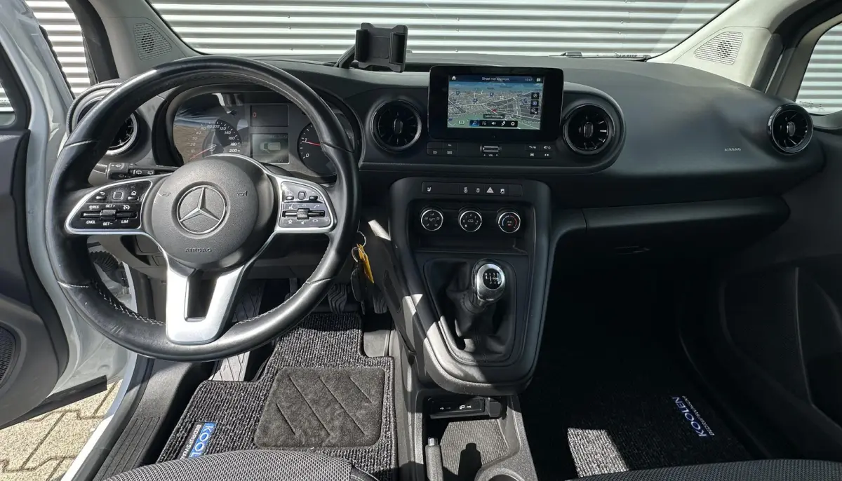 110 CDI L1 Pro Navi|Cruise|Leder stuur|3 zits