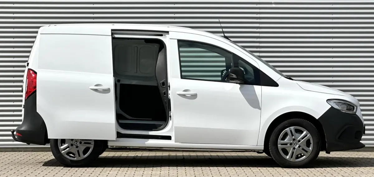 110 CDI L1 Pro Navi|Cruise|Leder stuur|3 zits