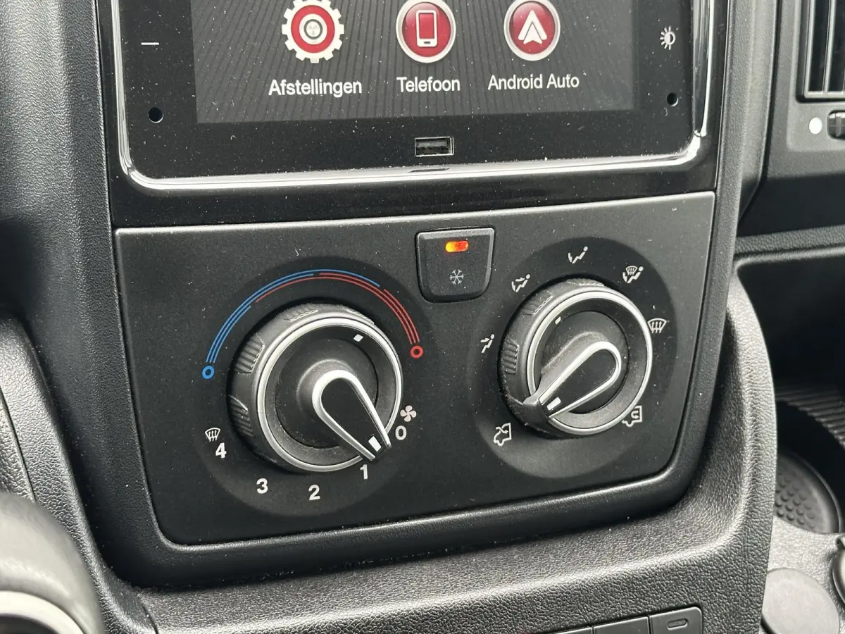 2.2D 165 Zwaar L2H2 3.5t Carplay|Cruise|Airco|Trek Peugeot Boxer/Citroén Jumper/Fiat Ducato