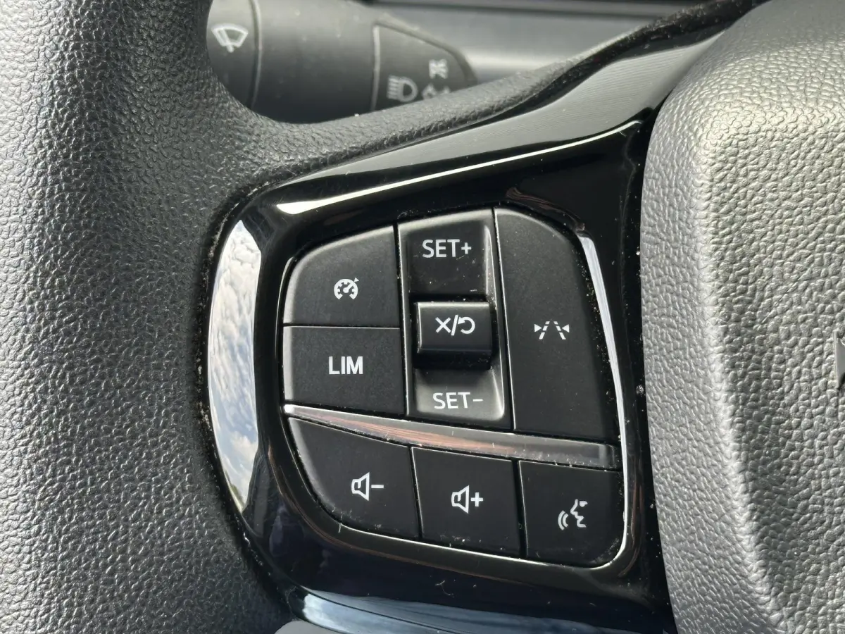 280 2.0 TDCI L1 Trend Trekhaak|Navi|Led