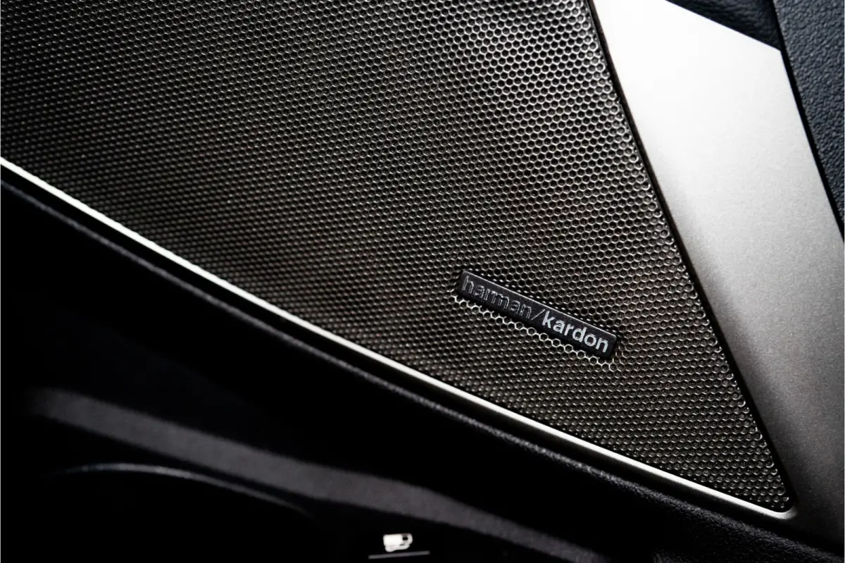 330e xDrive M Sport Pro Edition 292PK | Brooklyn | Pano | Sfeer | Harman/Kardon | HUD | VOL! Fabrieksgarantie