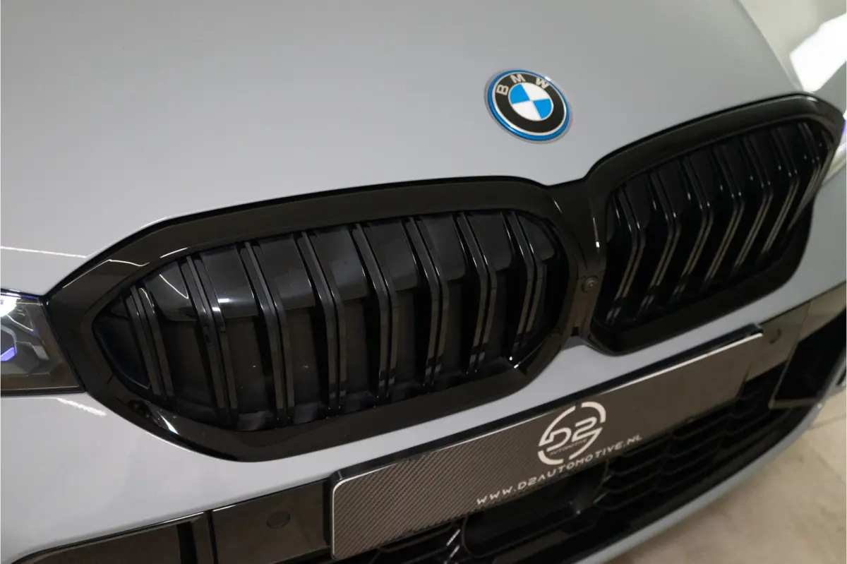 330e xDrive M Sport Pro Edition 292PK | Brooklyn | Pano | Sfeer | Harman/Kardon | HUD | VOL! Fabrieksgarantie