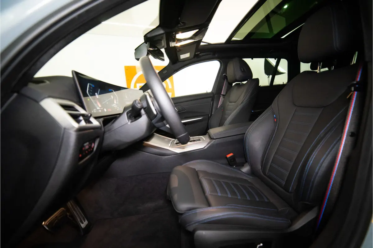 330e xDrive M Sport Pro Edition 292PK | Brooklyn | Pano | Sfeer | Harman/Kardon | HUD | VOL! Fabrieksgarantie