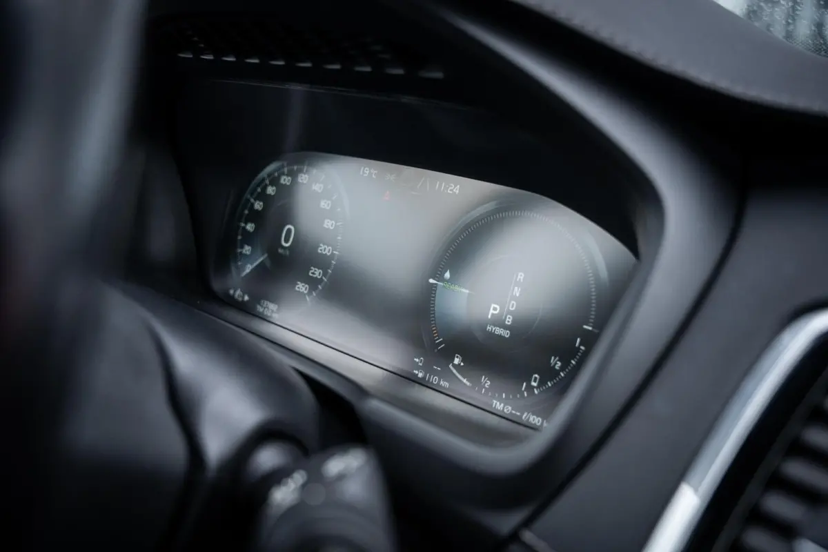 2.0 T8 Twin Engine AWD Inscription*VOL!!*LUCHT*B&W*PANO*