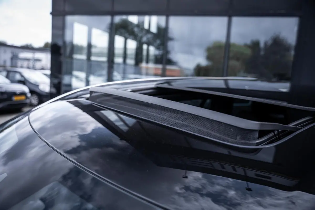 2.0 T8 Twin Engine AWD Inscription*VOL!!*LUCHT*B&W*PANO*