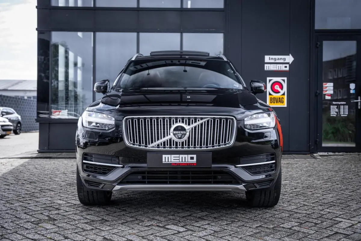 2.0 T8 Twin Engine AWD Inscription*VOL!!*LUCHT*B&W*PANO*