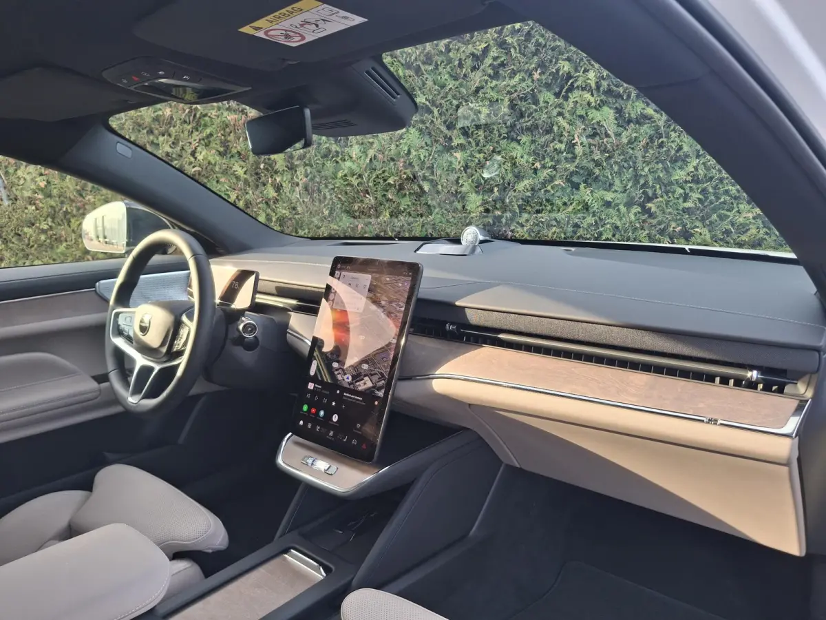 Single Motor Ext. R. Ultra Launch Edition 92 kWh | Bowers & Wilkins | Luchtvering | 360 Camera | Panoramadak |