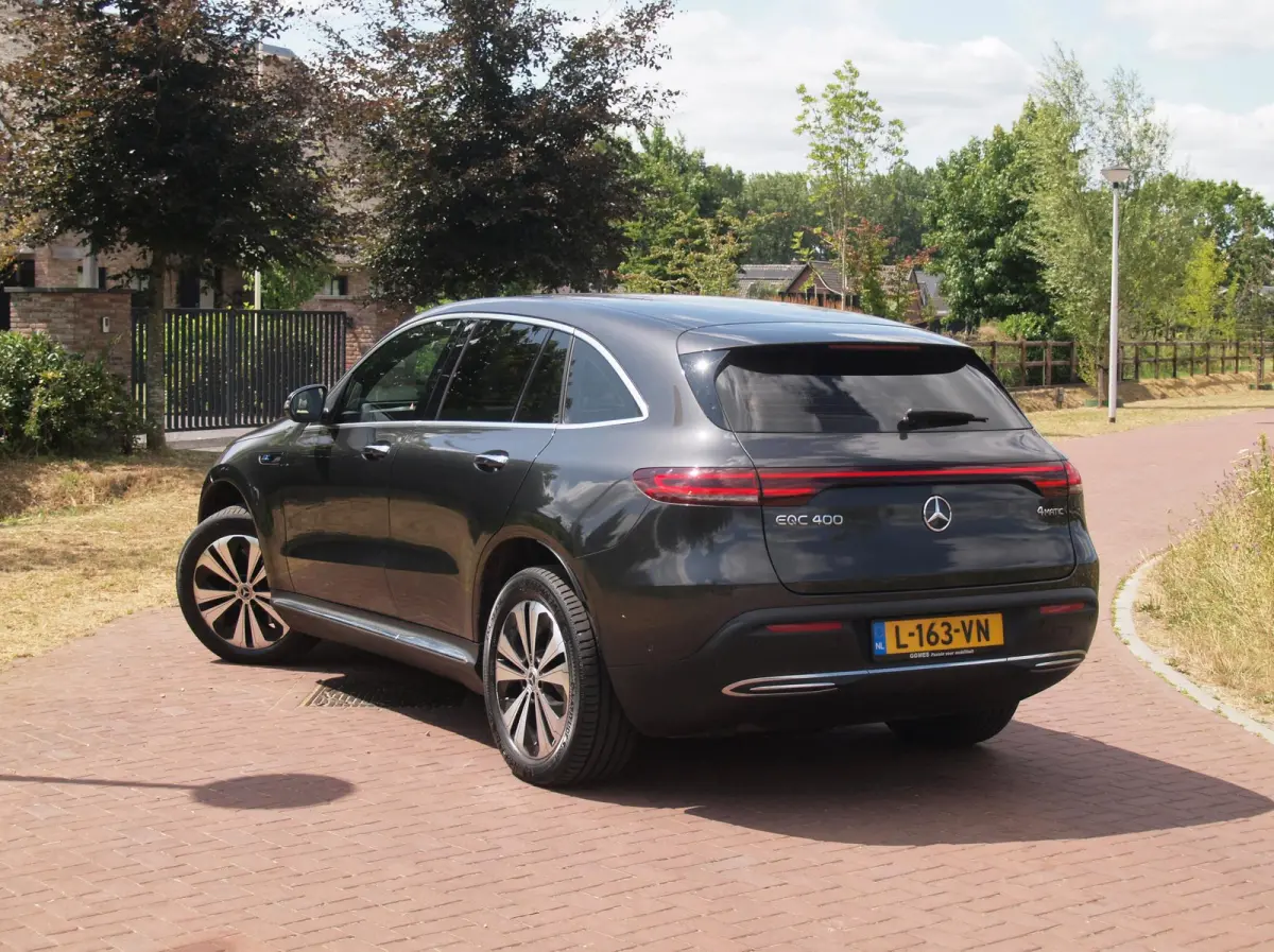 400 4MATIC Business Solution Luxury 80 kWh | Schuifdak | Premium Plus-pakket | Apple Carplay | 360* Camera |