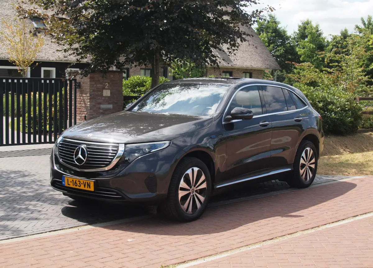 400 4MATIC Business Solution Luxury 80 kWh | Schuifdak | Premium Plus-pakket | Apple Carplay | 360* Camera |