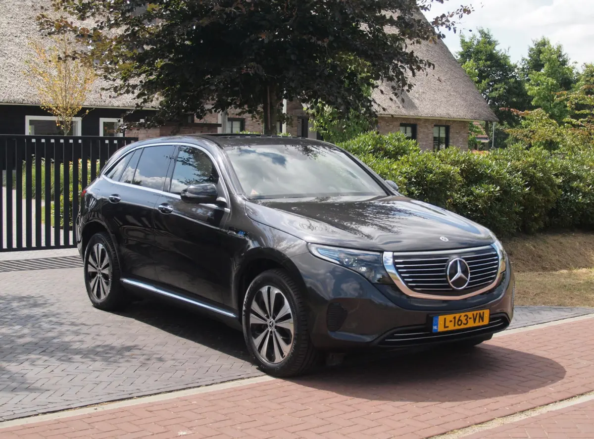 400 4MATIC Business Solution Luxury 80 kWh | Schuifdak | Premium Plus-pakket | Apple Carplay | 360* Camera |