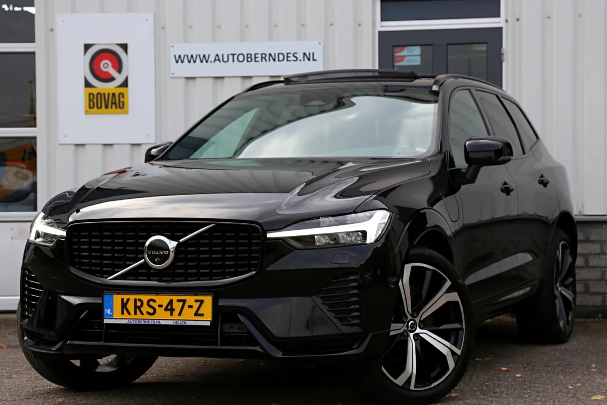 2.0 T6 Plug-in hybrid Long Range AWD Plus Dark*Perfect Volvo Onderh.*Pano/Elek. Trekhaak/R-Design stoelen/Stoelverw.V+A/Stuurverw./ACC/Pilot ass./360 Camera/Memorie/BLIS/Parkeersens.V+A/21 i