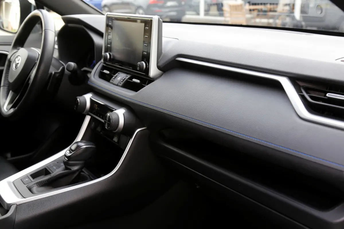 2.5 Hybrid Bi-Tone*Fabrieksgarantie t/m01-2030*Perfect Toyota onderh.*Parelmoer Wit/Trekhaak/Half Leder/Stoelverw./Stuurverw./Elek. Klep/Keyless Entry+Go/Camera/Parkeersens./18 inch LM*