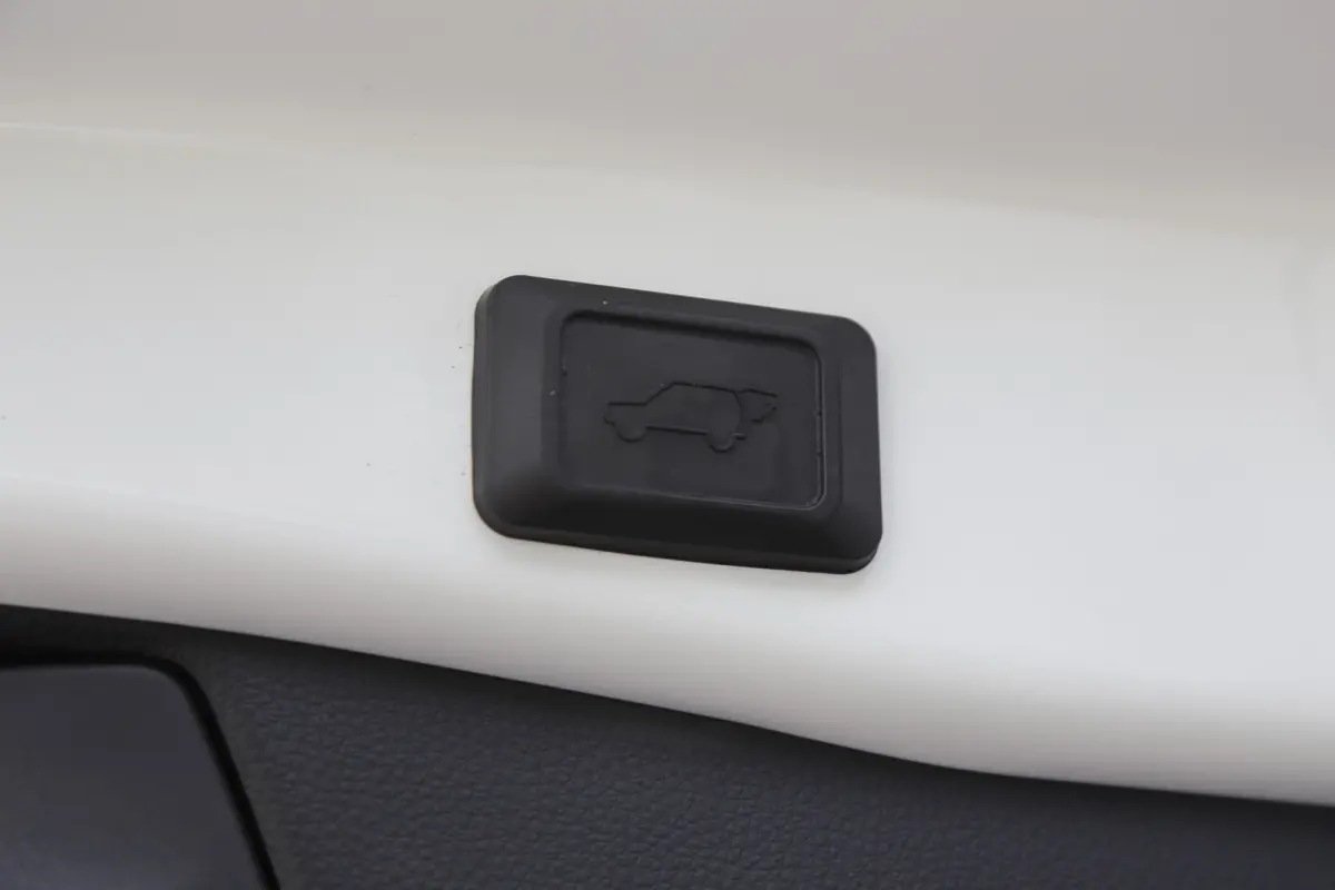 2.5 Hybrid Bi-Tone*Fabrieksgarantie t/m01-2030*Perfect Toyota onderh.*Parelmoer Wit/Trekhaak/Half Leder/Stoelverw./Stuurverw./Elek. Klep/Keyless Entry+Go/Camera/Parkeersens./18 inch LM*