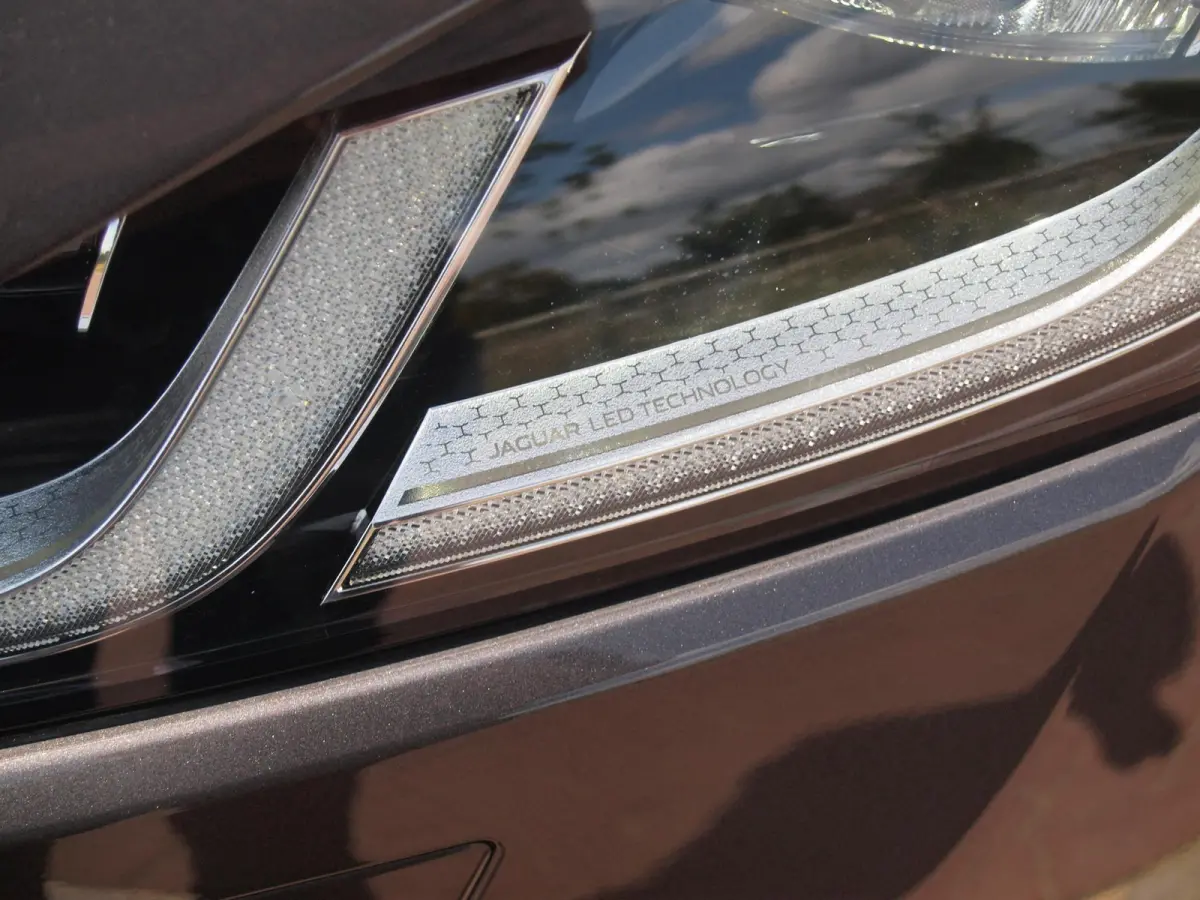 2.0 P400e PHEV SE R-Dynamic | Panoramadak | Camera | Meridian | Leer | NL-Auto |