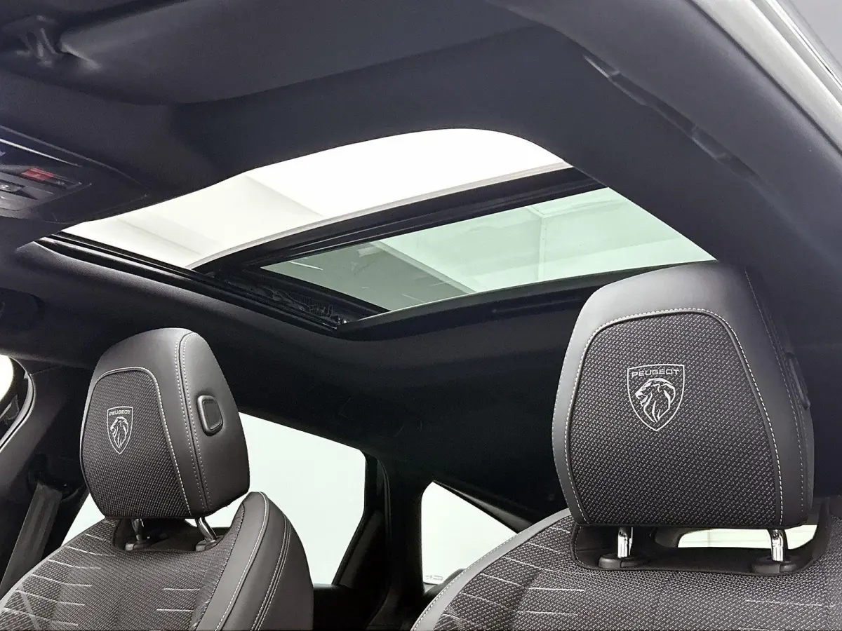 1.2 Hybrid 145 e-DCS6 GT | Panoramisch Schuif/Kantel Dak |  HiFi Focal® | Adaptieve Cruise Control | Navigatie | Keyless Entry/Start |