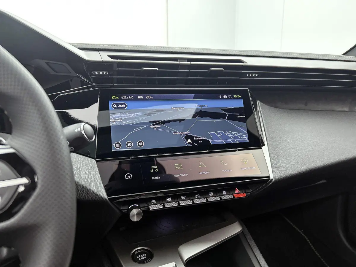 1.2 Hybrid 145 e-DCS6 GT | Panoramisch Schuif/Kantel Dak |  HiFi Focal® | Adaptieve Cruise Control | Navigatie | Keyless Entry/Start |