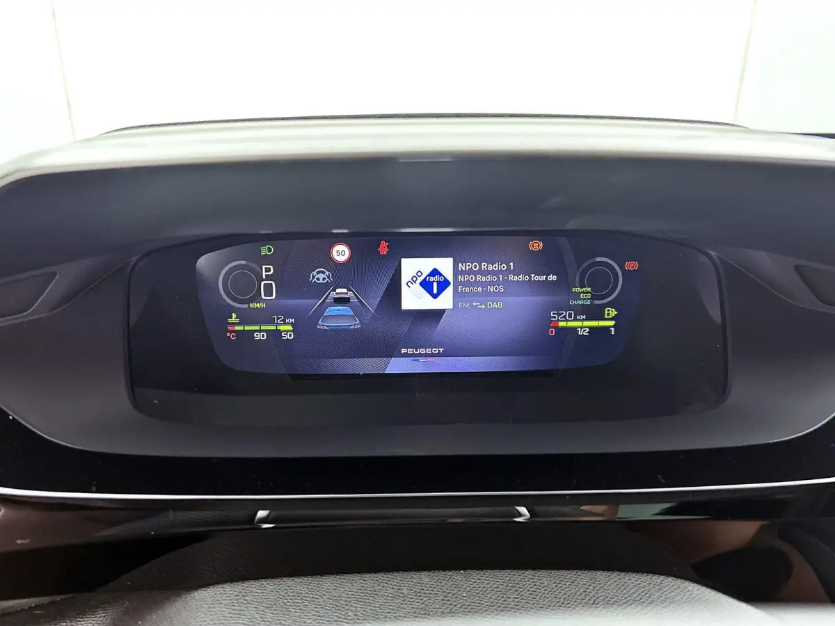 1.2 Hybrid 145 e-DCS6 GT | Panoramisch Schuif/Kantel Dak |  HiFi Focal® | Adaptieve Cruise Control | Navigatie | Keyless Entry/Start |
