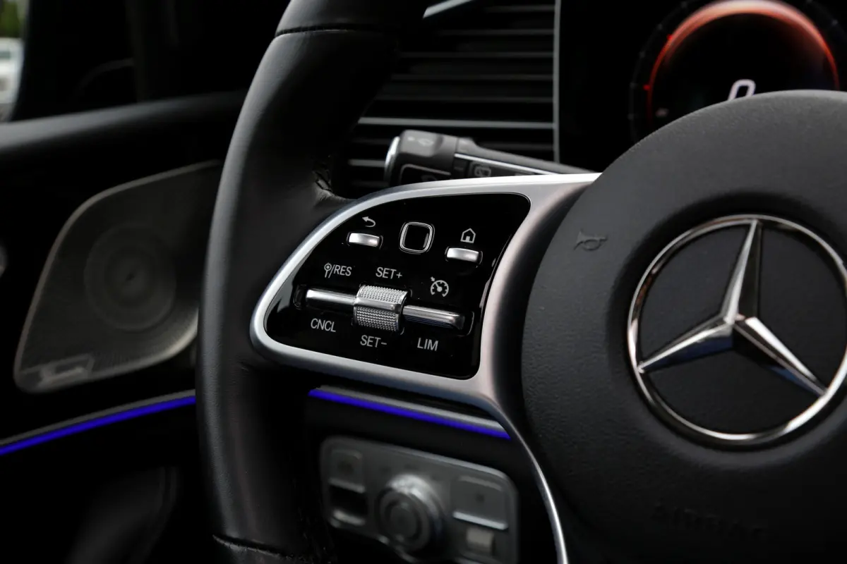 350 e Plug in hybride 4MATIC AMG*Perfect MB Onderh.*Pano/Night/Energizing Comfort&Coach/Treeplanken/360/MultiBeam LED/Burmester/Apple Carplay-Android/Sfeer/Rijstrook/20 inchLM*