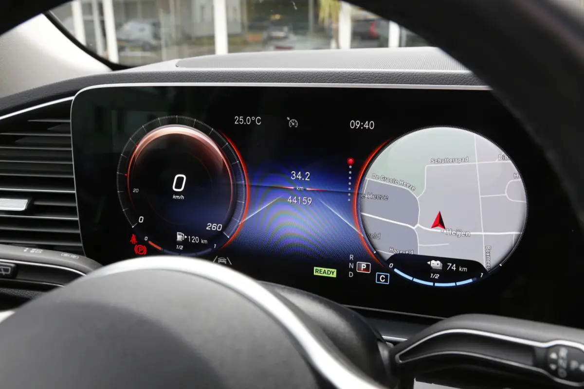 350 e Plug in hybride 4MATIC AMG*Perfect MB Onderh.*Pano/Night/Energizing Comfort&Coach/Treeplanken/360/MultiBeam LED/Burmester/Apple Carplay-Android/Sfeer/Rijstrook/20 inchLM*