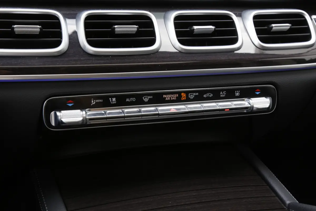 350 e Plug in hybride 4MATIC AMG*Perfect MB Onderh.*Pano/Night/Energizing Comfort&Coach/Treeplanken/360/MultiBeam LED/Burmester/Apple Carplay-Android/Sfeer/Rijstrook/20 inchLM*
