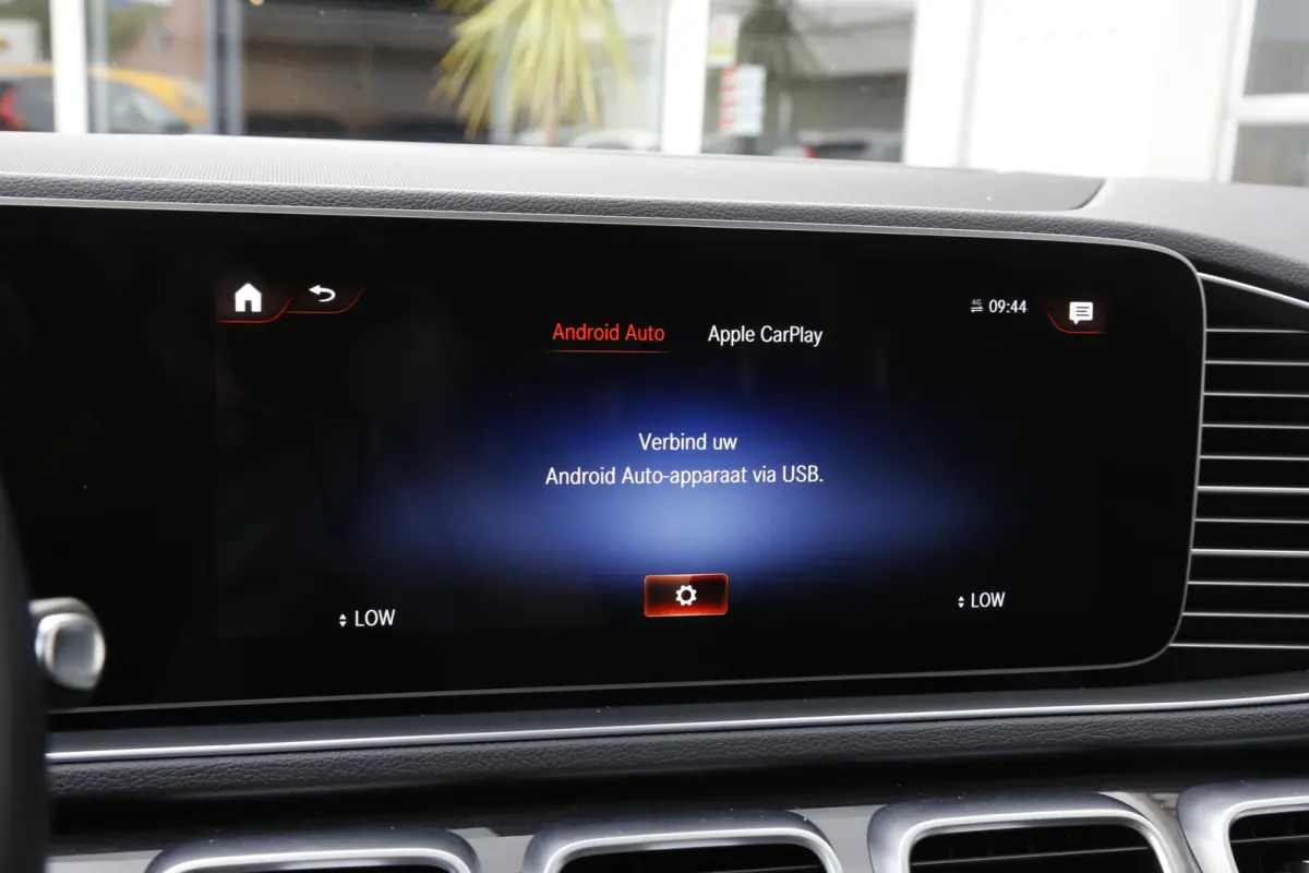 350 e Plug in hybride 4MATIC AMG*Perfect MB Onderh.*Pano/Night/Energizing Comfort&Coach/Treeplanken/360/MultiBeam LED/Burmester/Apple Carplay-Android/Sfeer/Rijstrook/20 inchLM*