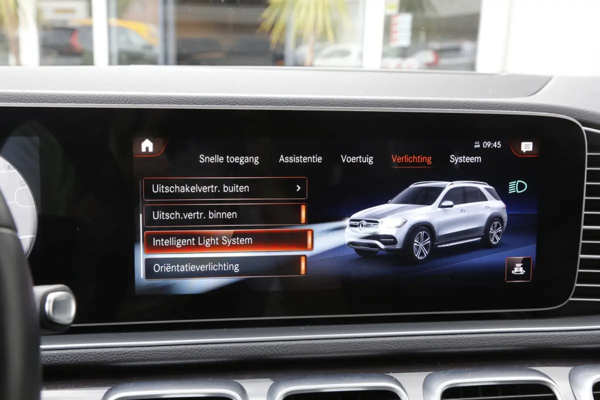 350 e Plug in hybride 4MATIC AMG*Perfect MB Onderh.*Pano/Night/Energizing Comfort&Coach/Treeplanken/360/MultiBeam LED/Burmester/Apple Carplay-Android/Sfeer/Rijstrook/20 inchLM*