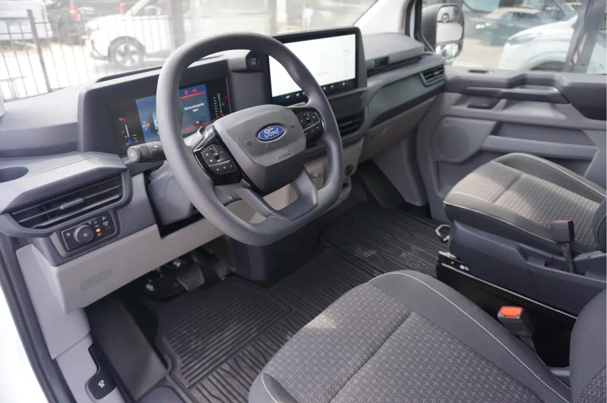 320L 2.5 PHEV Hybride 233PK Dubbel Cabine PRIJS INCL. BPM !! 13" Navi, Adap. Cruise, Camera 17" LM!! NR. HYB025