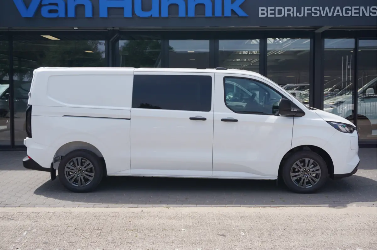 320L 2.5 PHEV Hybride 233PK Dubbel Cabine PRIJS INCL. BPM !! 13" Navi, Adap. Cruise, Camera 17" LM!! NR. HYB025