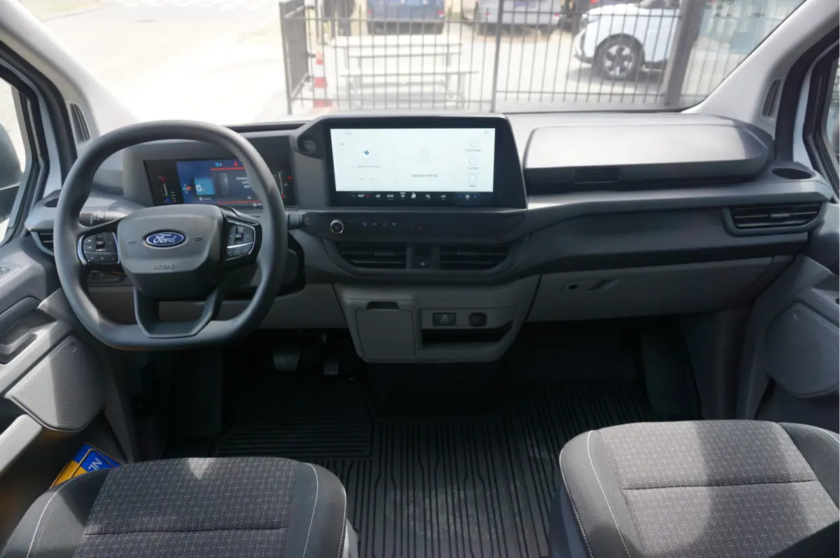 320L 2.5 PHEV Hybride 233PK Dubbel Cabine PRIJS INCL. BPM !! 13" Navi, Adap. Cruise, Camera 17" LM!! NR. HYB025