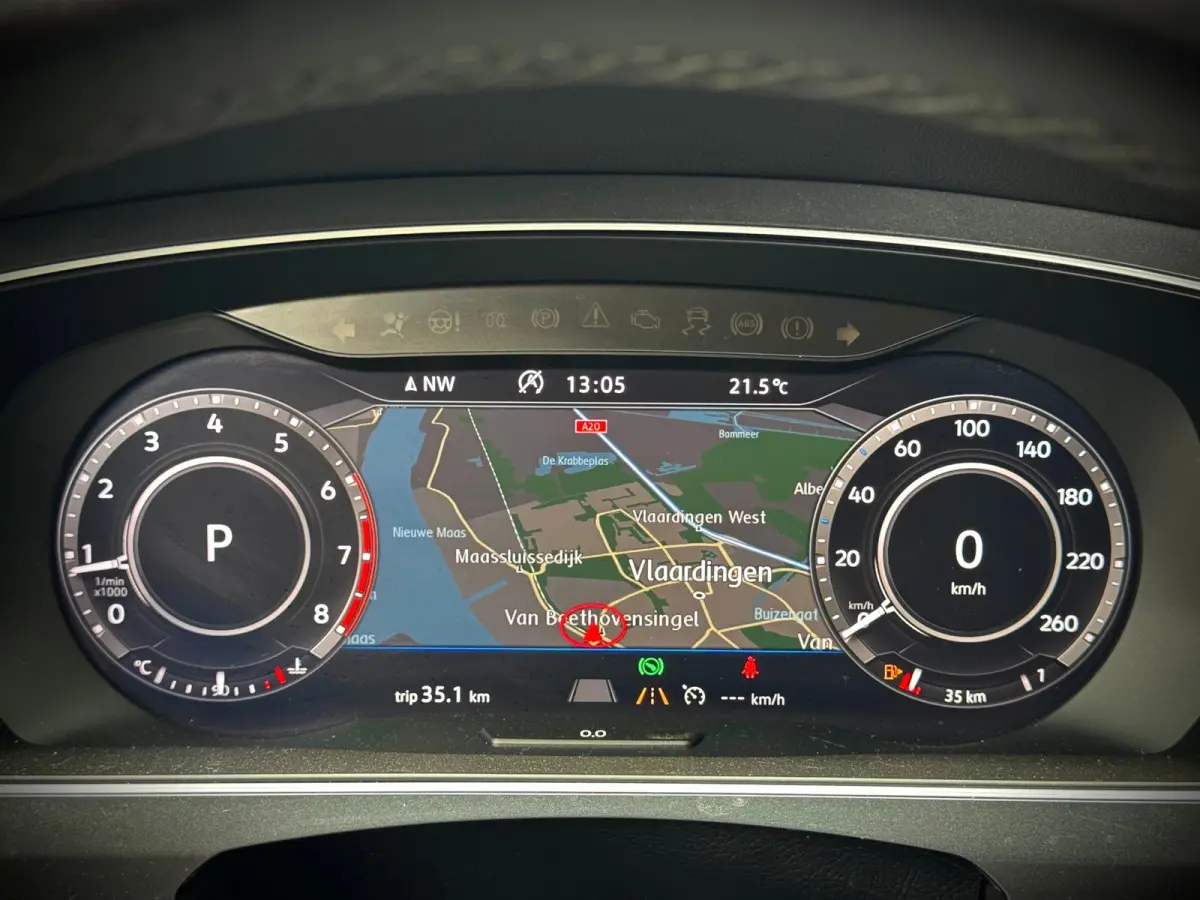 2.0 TSI R-LINE | VIRTUAL | LED | ACC | CAMERA |