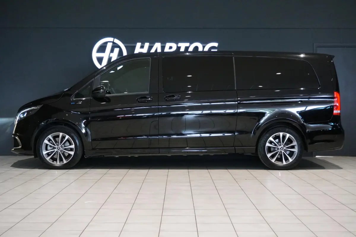 300 L3 90 kWh 6-pers lounge + LUCHTVERING / BURMESTER / 360 CAMERA / ELEK. SCHUIFDEUREN