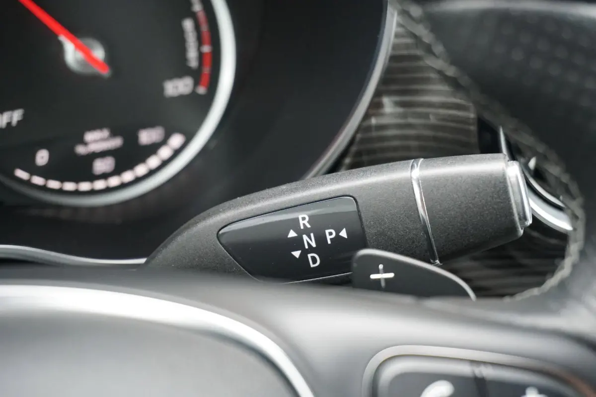 300 L3 90 kWh 6-pers lounge + LUCHTVERING / BURMESTER / 360 CAMERA / ELEK. SCHUIFDEUREN
