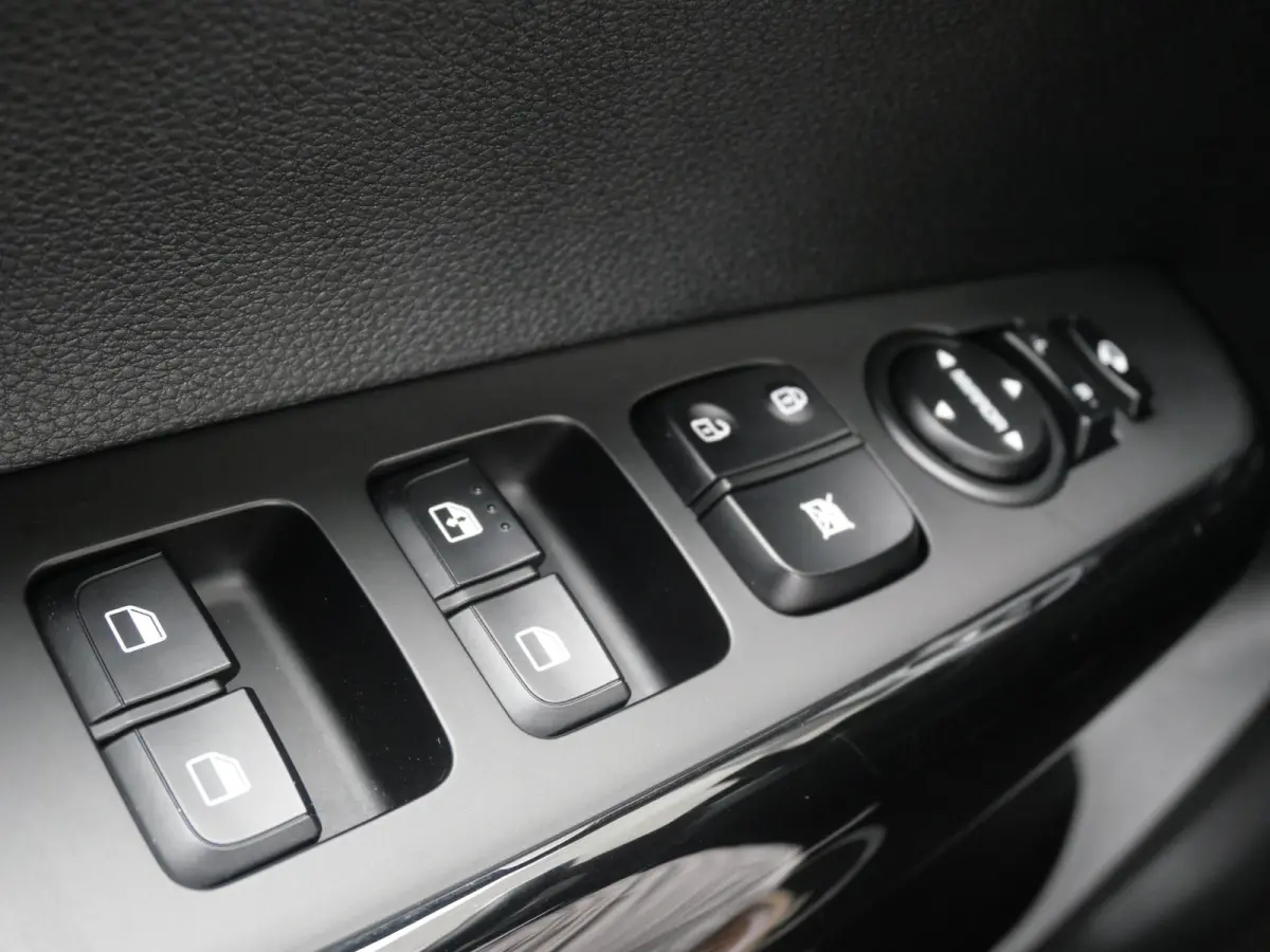 1.0 DPi DynamicPlusLine | Cruise | Clima | Carplay | keyless | Navi |