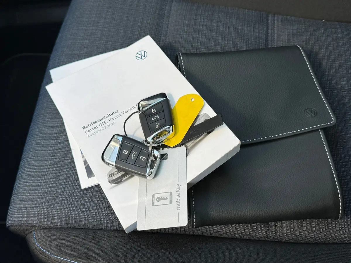 1.4 TSI * Panoramadak * Stoelen met geheugen * Trekhaak *