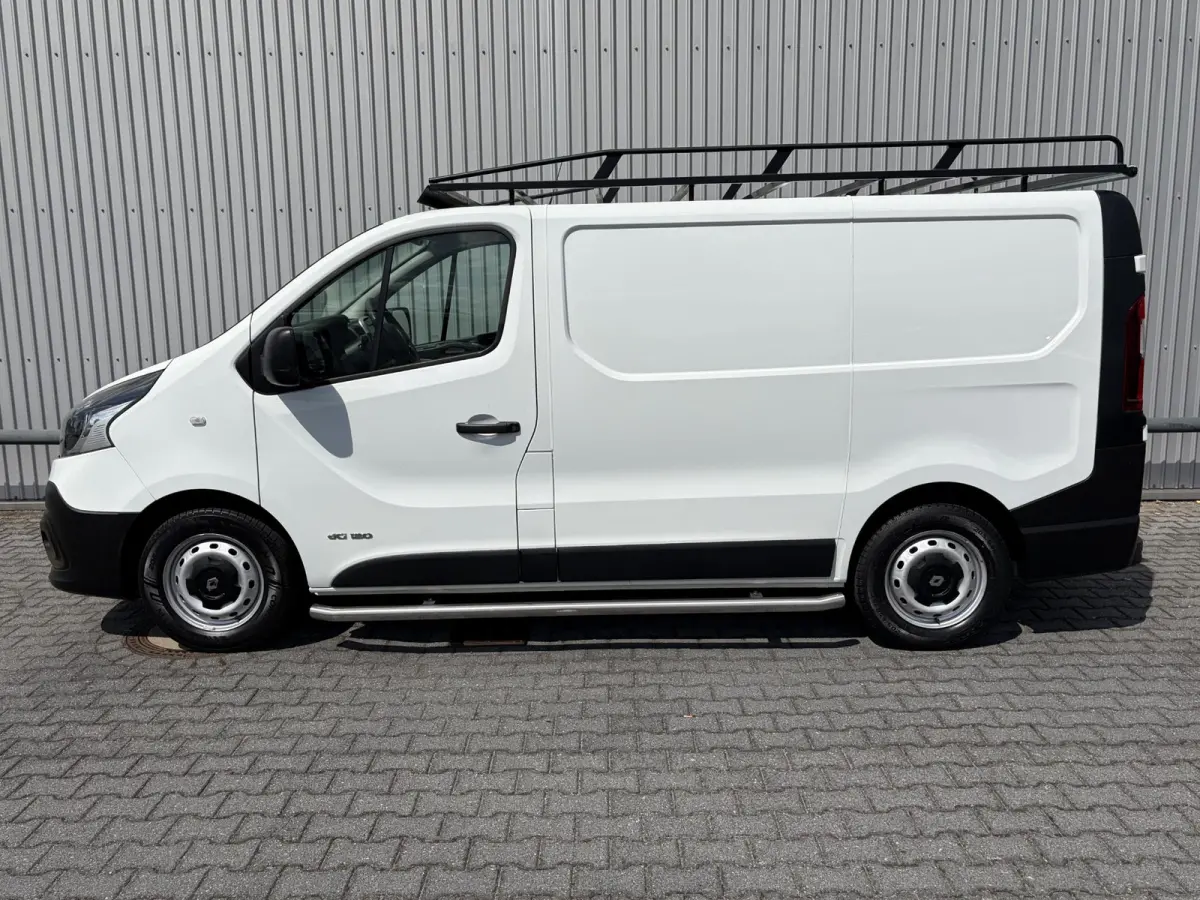 1.6 dCi T27 L1H1*A/C*CRUISE*HAAK*3-P*NAVI*TEL*PDC*