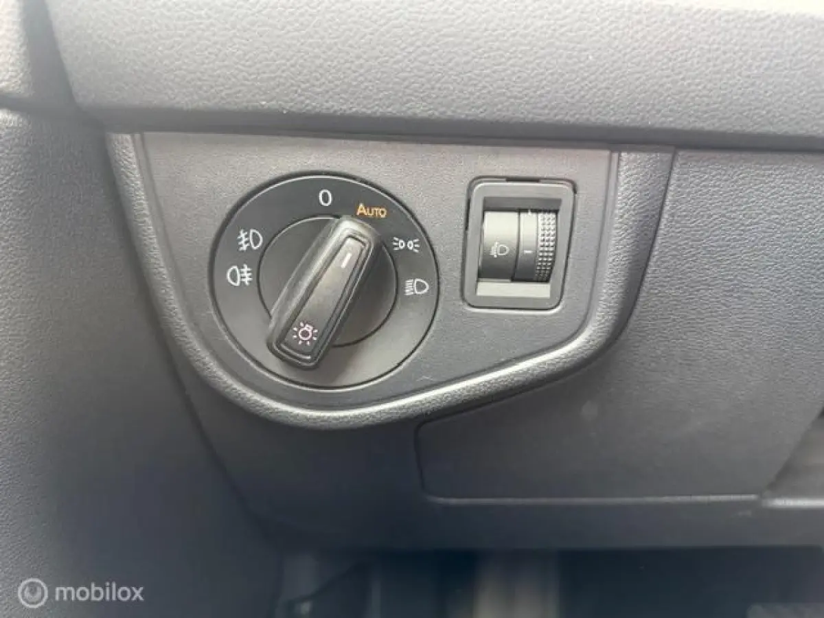 1.0 TSI Carplay|PDC|LIM|NAV|R-Line|Camera