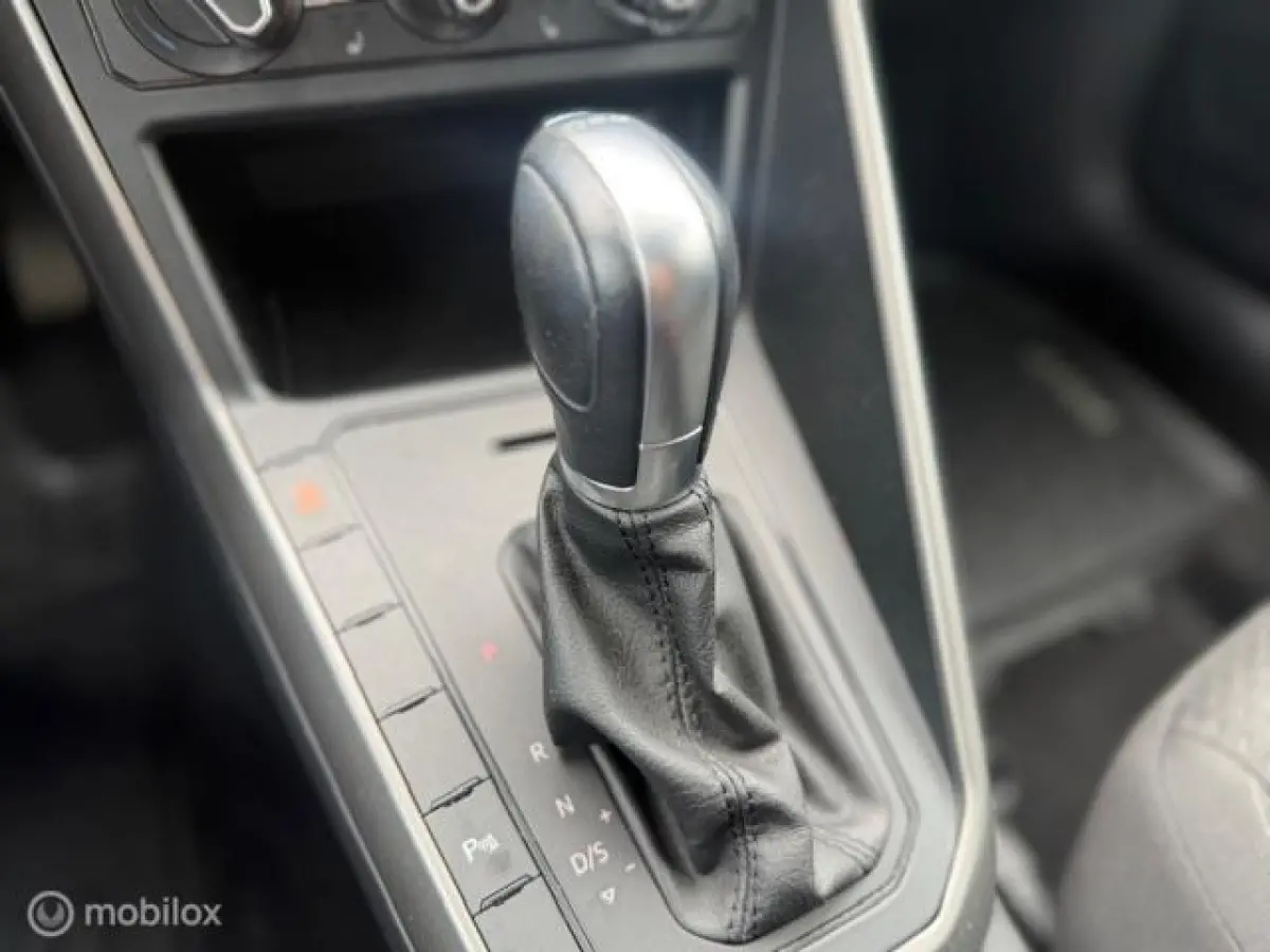 1.0 TSI Carplay|PDC|LIM|NAV|R-Line|Camera