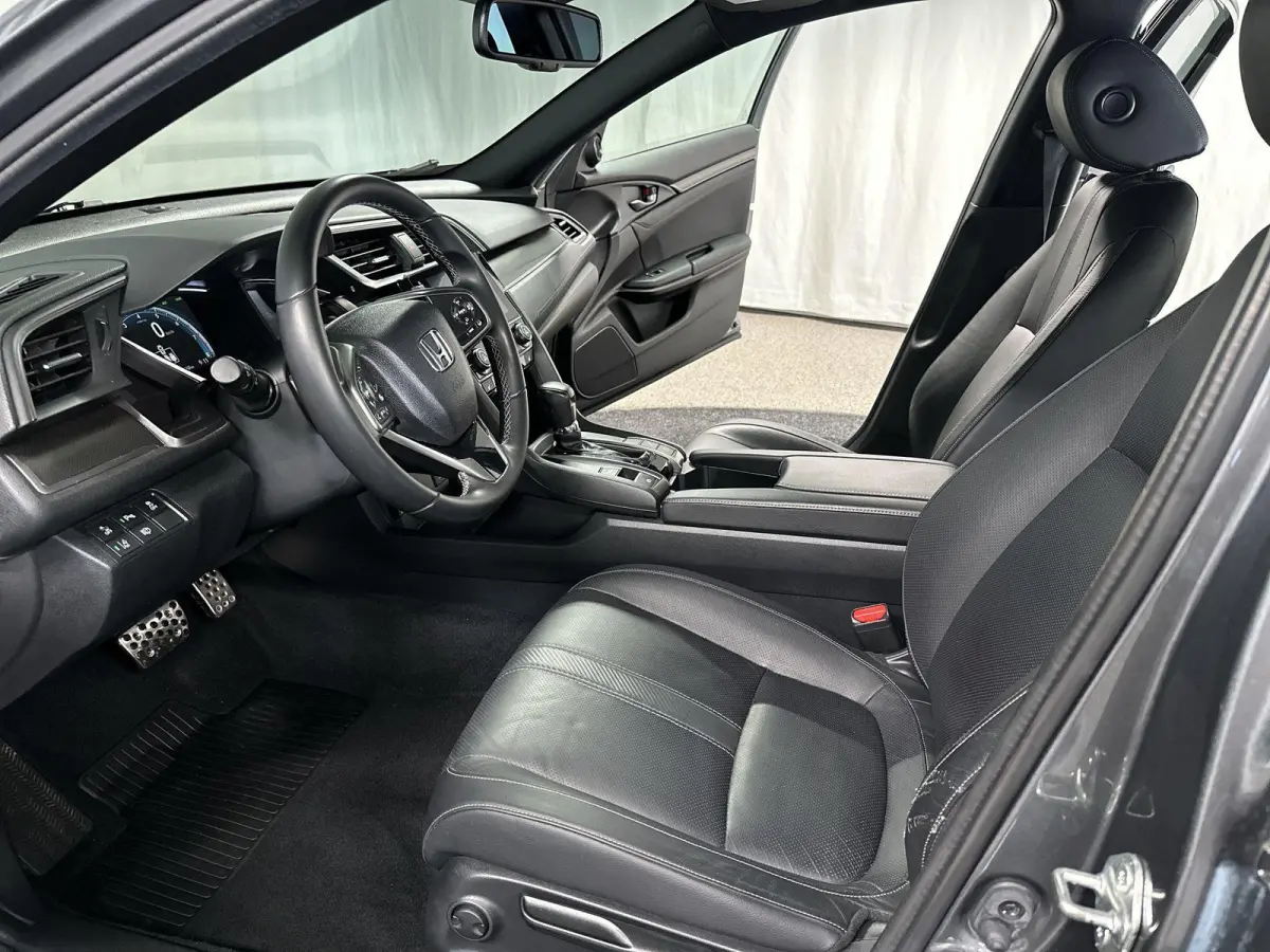 1.5 i-VTEC Prestige Automaat | Leder | Trekhaak | Schuifdak