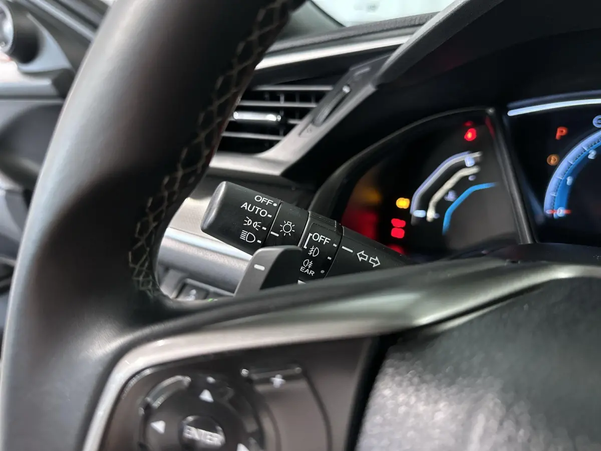 1.5 i-VTEC Prestige Automaat | Leder | Trekhaak | Schuifdak
