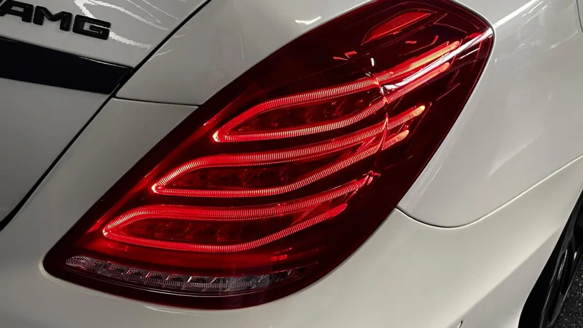 AMG 63 4Matic Lang 585 PK PANO Keram Burm H-End Carbon Night Vis